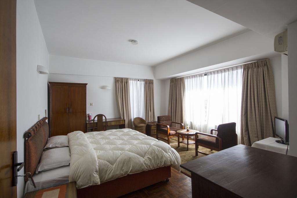 Hotel Ambassador By Ace Hotels Katmandu Dış mekan fotoğraf